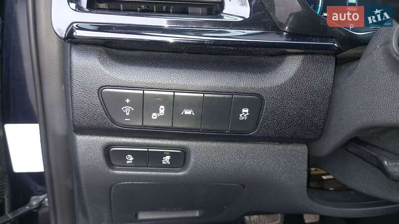 Внедорожник / Кроссовер Kia Niro 2022 в Ивано-Франковске