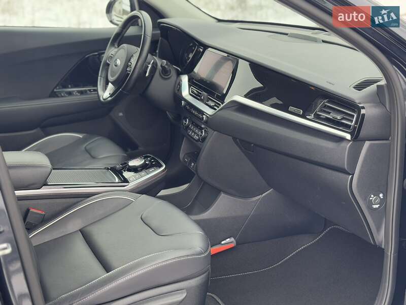 Внедорожник / Кроссовер Kia Niro 2020 в Хмельницком