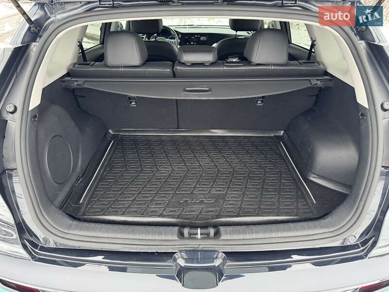 Внедорожник / Кроссовер Kia Niro 2020 в Хмельницком