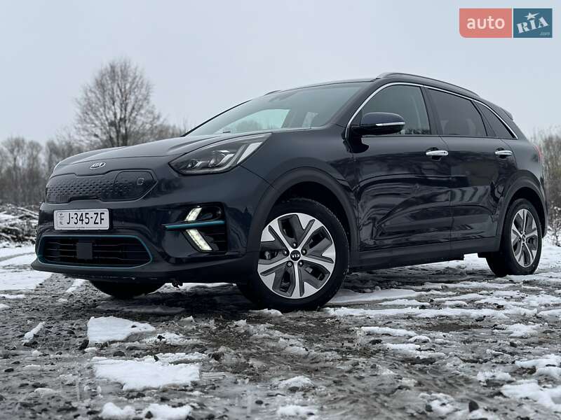 Внедорожник / Кроссовер Kia Niro 2020 в Хмельницком