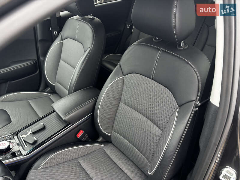 Внедорожник / Кроссовер Kia Niro 2021 в Львове фото 16 Внедорожник / Кроссовер Kia Niro 2021 в Львове