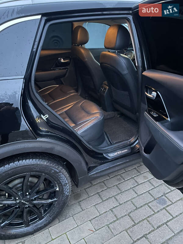 Внедорожник / Кроссовер Kia Niro 2019 в Ровно фото 8 Внедорожник / Кроссовер Kia Niro 2019 в Ровно