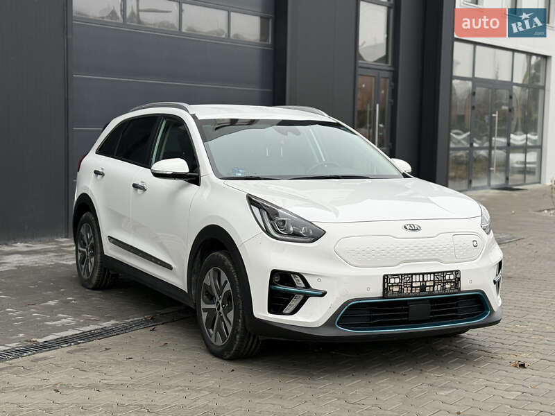 Позашляховик / Кросовер Kia Niro 2020 в Городку