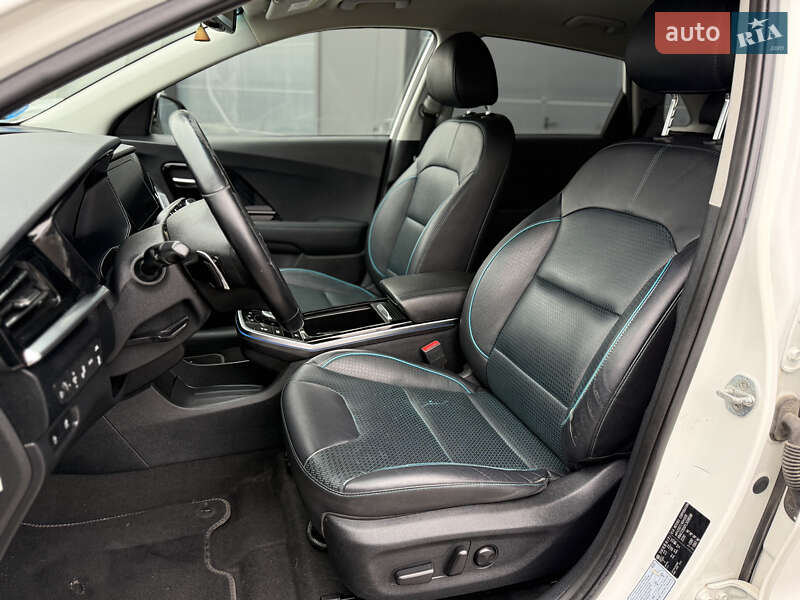 Позашляховик / Кросовер Kia Niro 2020 в Городку