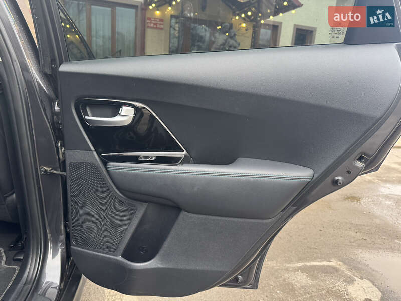 Внедорожник / Кроссовер Kia Niro 2019 в Тернополе