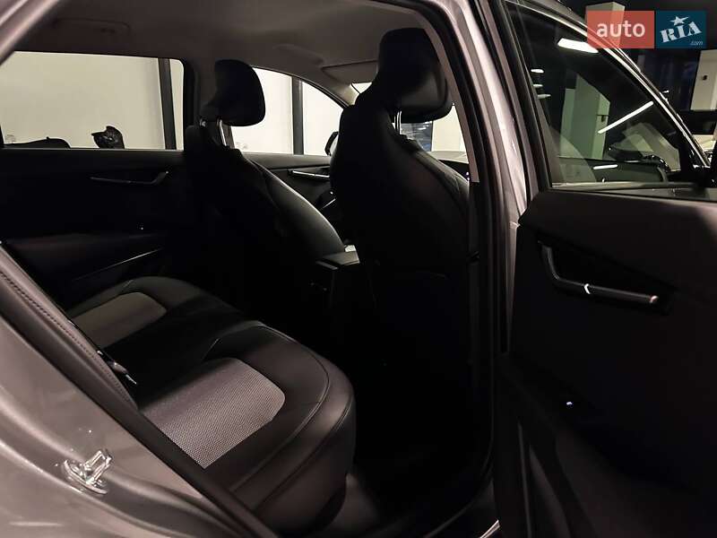 Внедорожник / Кроссовер Kia Niro 2023 в Львове