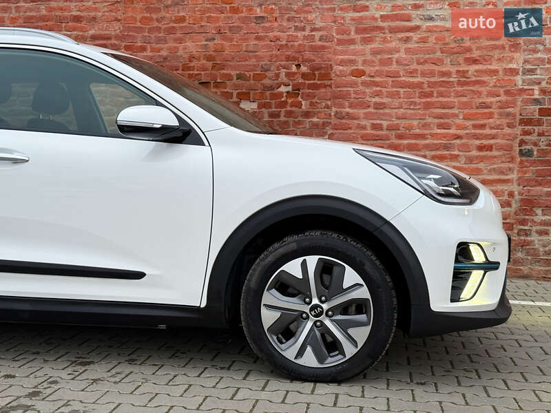 Внедорожник / Кроссовер Kia Niro 2020 в Тернополе фото 14 Внедорожник / Кроссовер Kia Niro 2020 в Тернополе