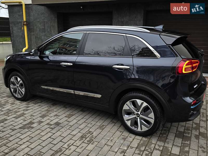 Внедорожник / Кроссовер Kia Niro 2020 в Тернополе