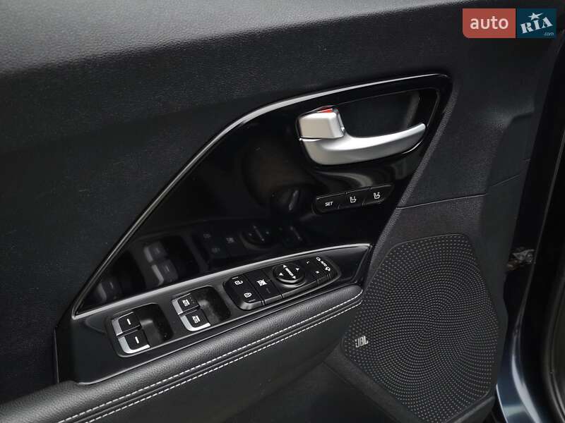 Внедорожник / Кроссовер Kia Niro 2020 в Тернополе