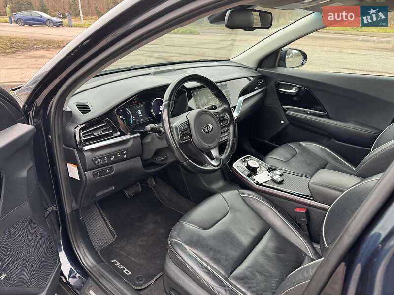 Позашляховик / Кросовер Kia Niro 2020 в Львові фото 18 Позашляховик / Кросовер Kia Niro 2020 в Львові