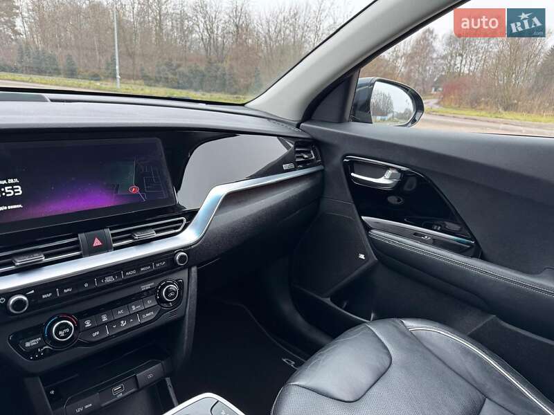 Позашляховик / Кросовер Kia Niro 2020 в Львові фото 20 Позашляховик / Кросовер Kia Niro 2020 в Львові