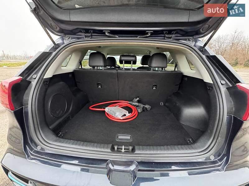 Позашляховик / Кросовер Kia Niro 2020 в Львові фото 42 Позашляховик / Кросовер Kia Niro 2020 в Львові