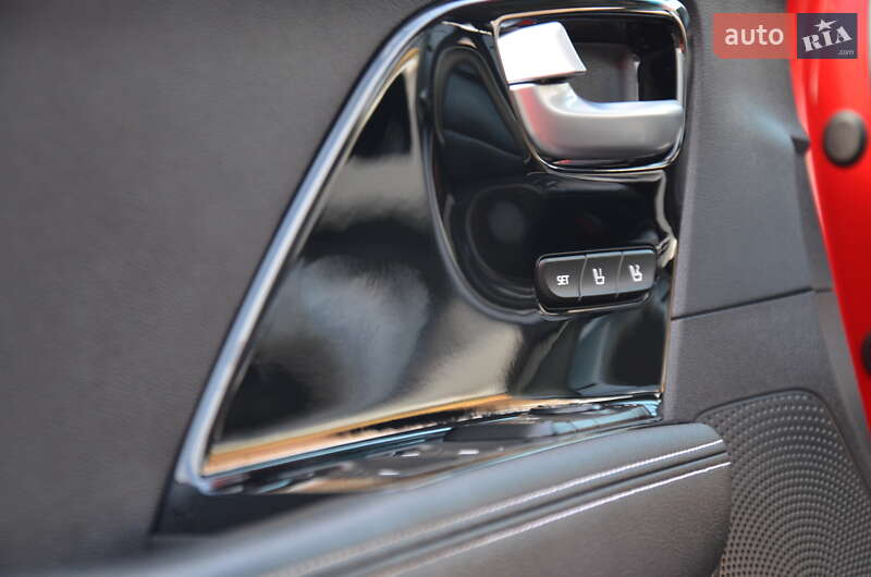 Внедорожник / Кроссовер Kia Niro 2021 в Дрогобыче