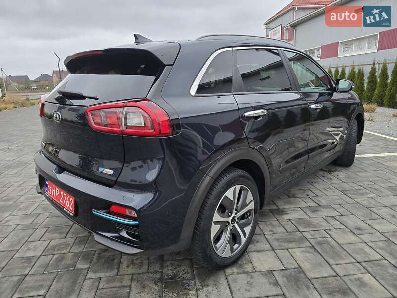 Внедорожник / Кроссовер Kia Niro 2019 в Луцке фото 4 Внедорожник / Кроссовер Kia Niro 2019 в Луцке