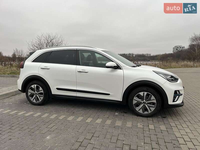 Внедорожник / Кроссовер Kia Niro 2019 в Ровно