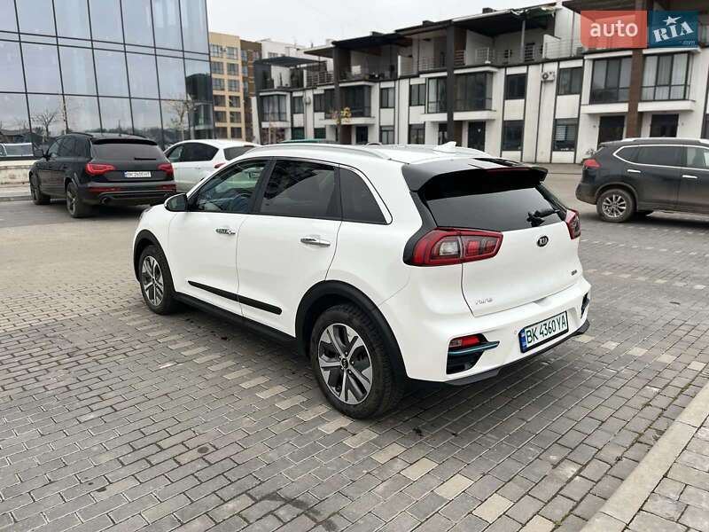Внедорожник / Кроссовер Kia Niro 2019 в Ровно