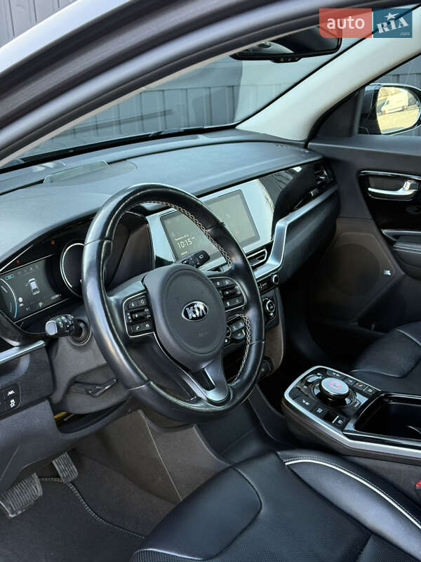 Внедорожник / Кроссовер Kia Niro 2020 в Дрогобыче фото 23 Внедорожник / Кроссовер Kia Niro 2020 в Дрогобыче