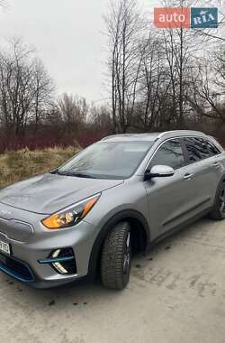 Внедорожник / Кроссовер Kia Niro 2021 в Дрогобыче