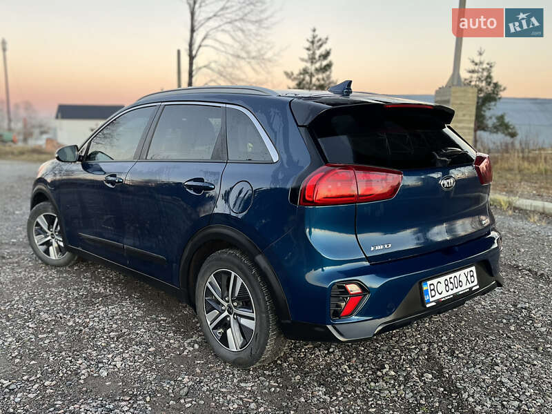 Позашляховик / Кросовер Kia Niro 2020 в Львові