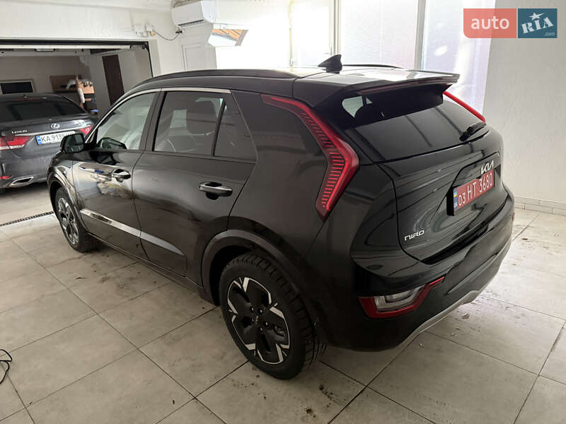 Позашляховик / Кросовер Kia Niro 2023 в Умані