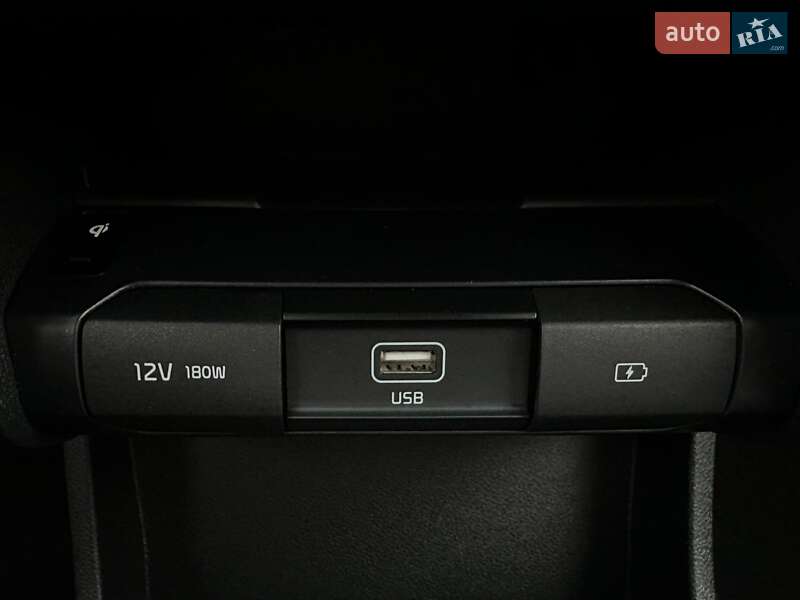 Внедорожник / Кроссовер Kia Niro 2021 в Львове