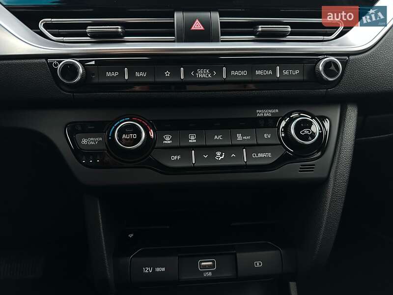 Внедорожник / Кроссовер Kia Niro 2021 в Львове