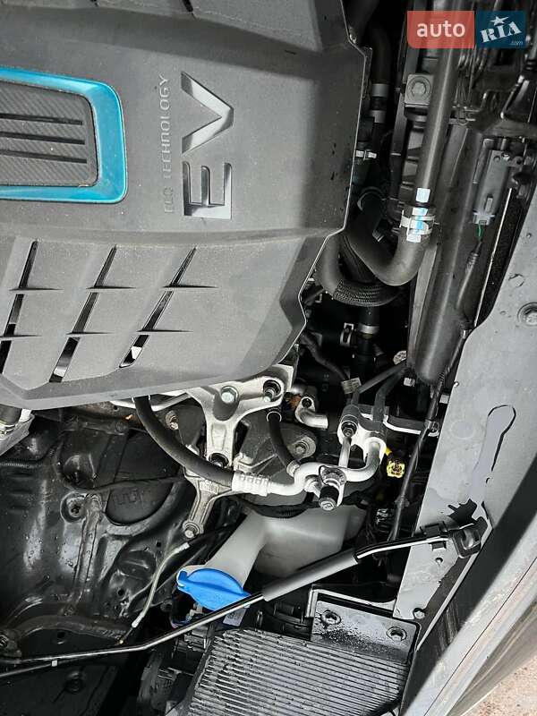 Внедорожник / Кроссовер Kia Niro 2020 в Сумах