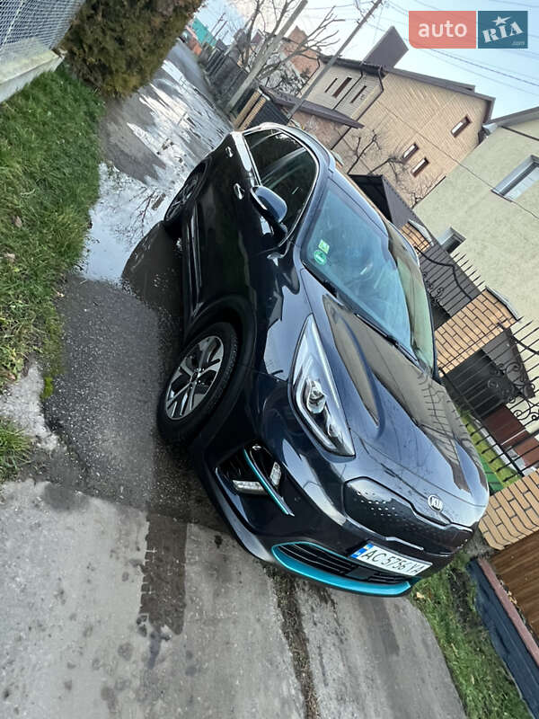 Позашляховик / Кросовер Kia Niro 2019 в Луцьку