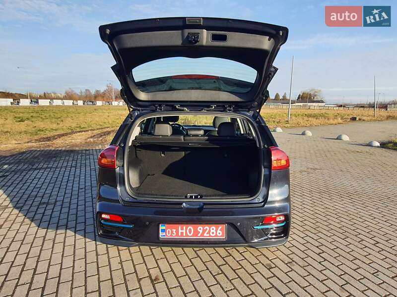 Позашляховик / Кросовер Kia Niro 2020 в Львові