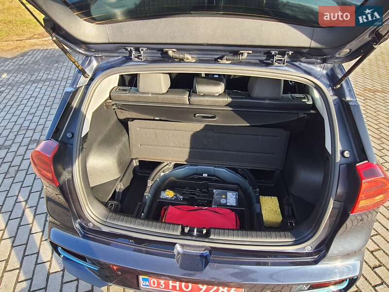 Позашляховик / Кросовер Kia Niro 2020 в Львові