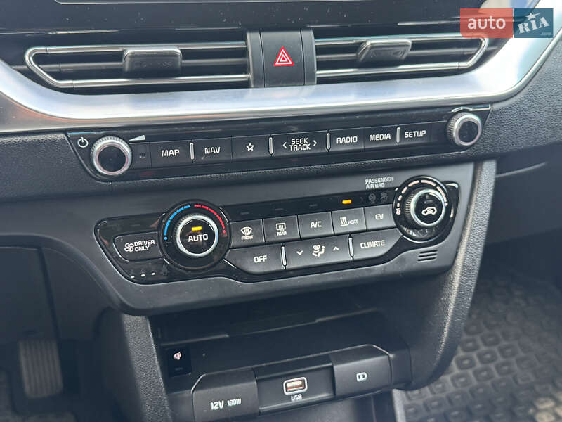 Внедорожник / Кроссовер Kia Niro 2020 в Львове фото 18 Внедорожник / Кроссовер Kia Niro 2020 в Львове