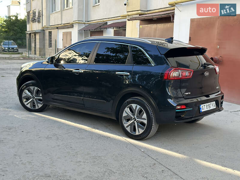 Позашляховик / Кросовер Kia Niro 2019 в Івано-Франківську
