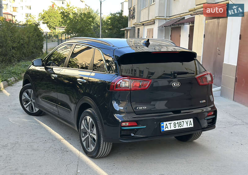 Позашляховик / Кросовер Kia Niro 2019 в Івано-Франківську