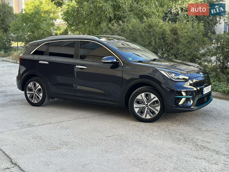 Позашляховик / Кросовер Kia Niro 2019 в Івано-Франківську