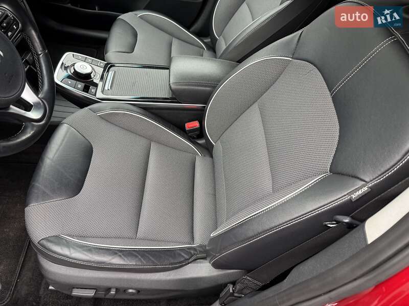 Внедорожник / Кроссовер Kia Niro 2022 в Одессе фото 12 Внедорожник / Кроссовер Kia Niro 2022 в Одессе