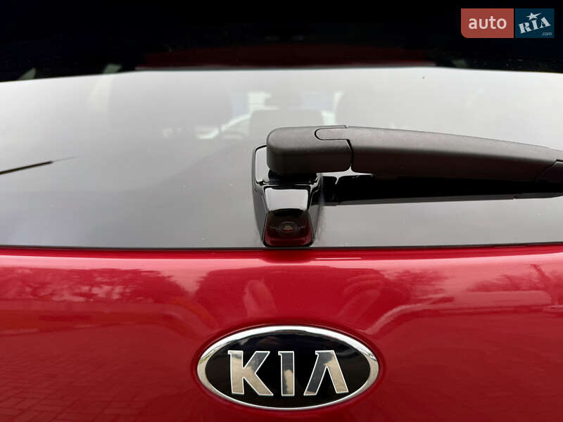 Позашляховик / Кросовер Kia Niro 2020 в Тернополі