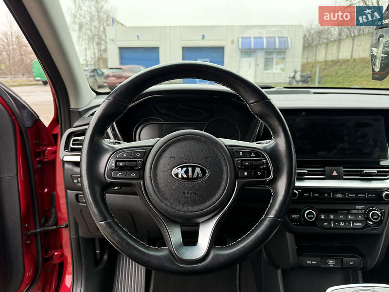 Позашляховик / Кросовер Kia Niro 2020 в Тернополі