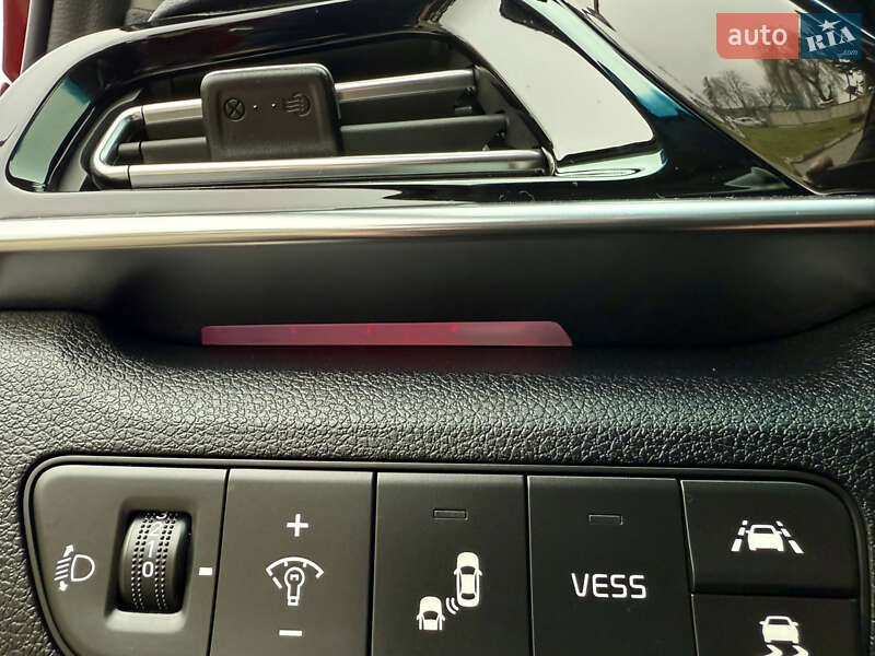 Позашляховик / Кросовер Kia Niro 2020 в Тернополі