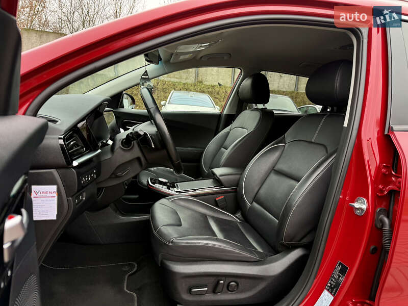 Позашляховик / Кросовер Kia Niro 2020 в Тернополі