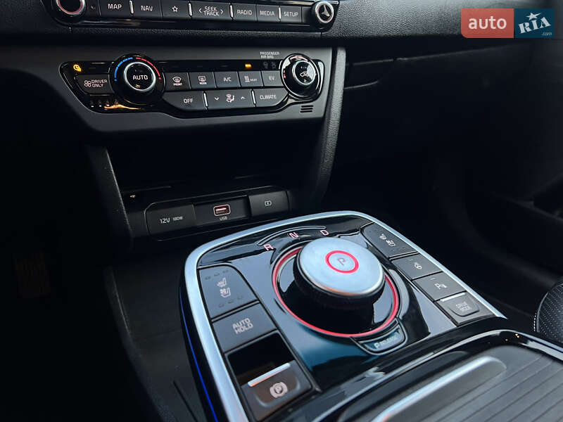 Внедорожник / Кроссовер Kia Niro 2020 в Тернополе