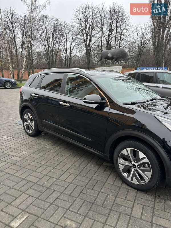 Внедорожник / Кроссовер Kia Niro 2021 в Черкассах фото 7 Внедорожник / Кроссовер Kia Niro 2021 в Черкассах