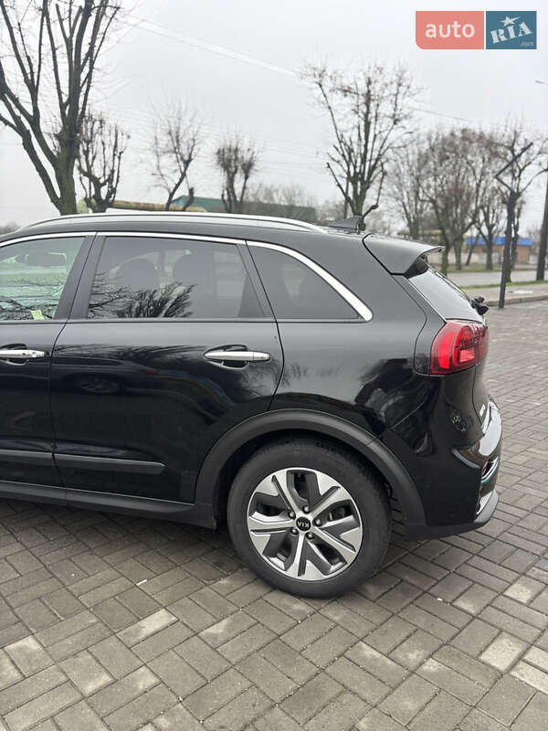 Внедорожник / Кроссовер Kia Niro 2021 в Черкассах фото 11 Внедорожник / Кроссовер Kia Niro 2021 в Черкассах
