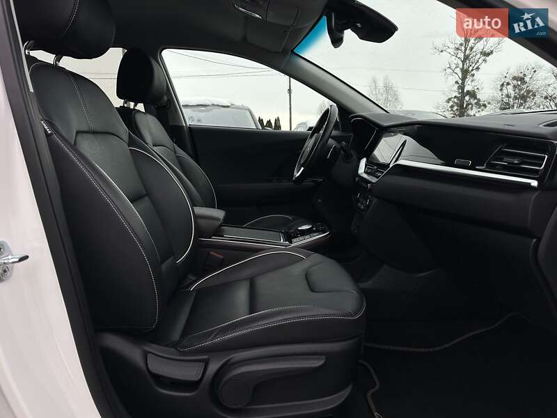 Позашляховик / Кросовер Kia Niro 2022 в Львові