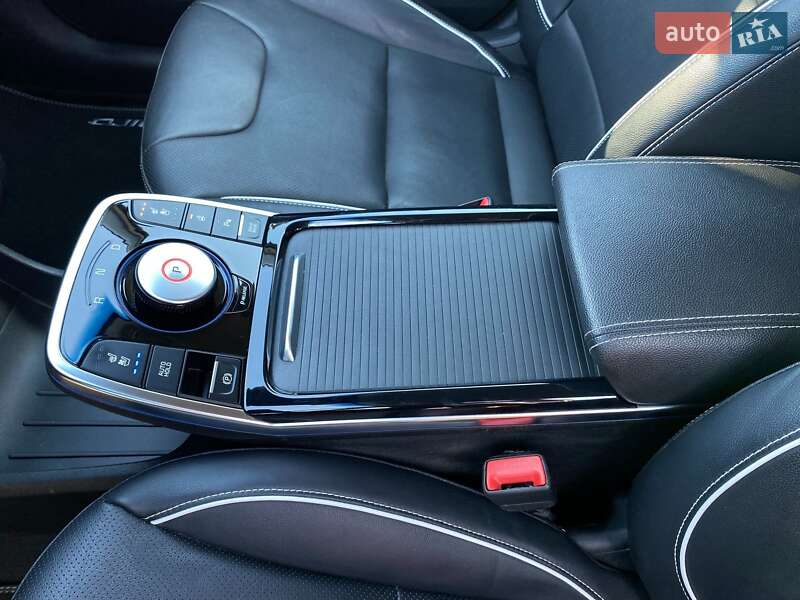 Внедорожник / Кроссовер Kia Niro 2020 в Львове