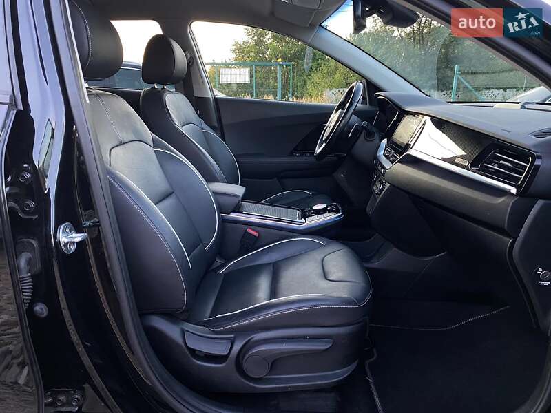 Внедорожник / Кроссовер Kia Niro 2020 в Львове