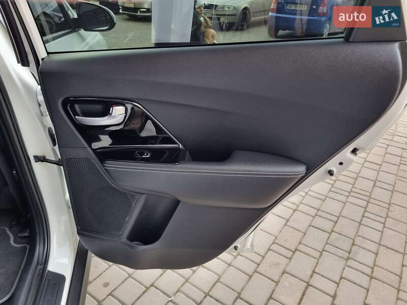 Внедорожник / Кроссовер Kia Niro 2020 в Львове