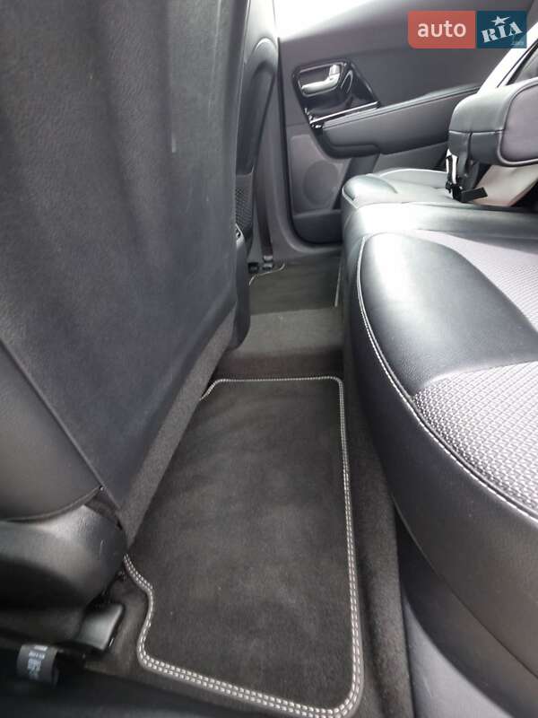 Внедорожник / Кроссовер Kia Niro 2020 в Ирпене