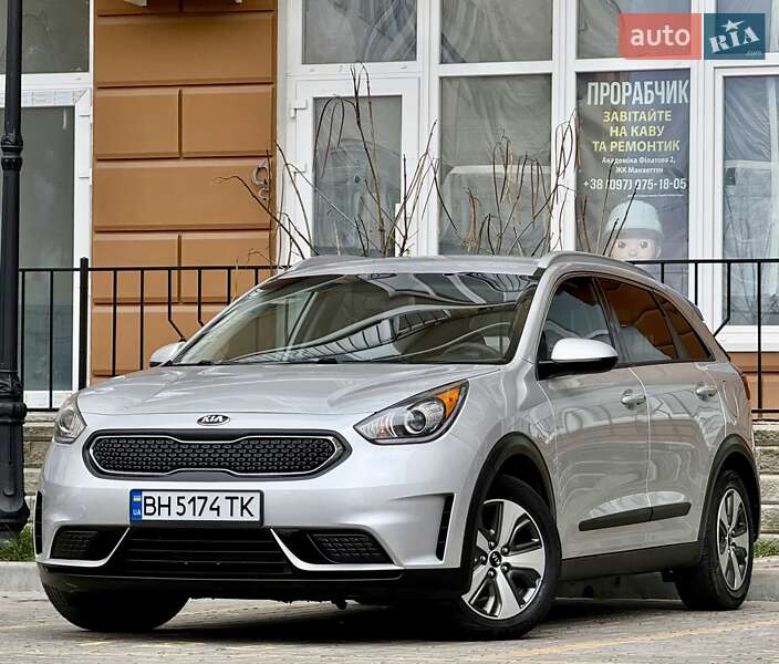 Внедорожник / Кроссовер Kia Niro 2017 в Одессе