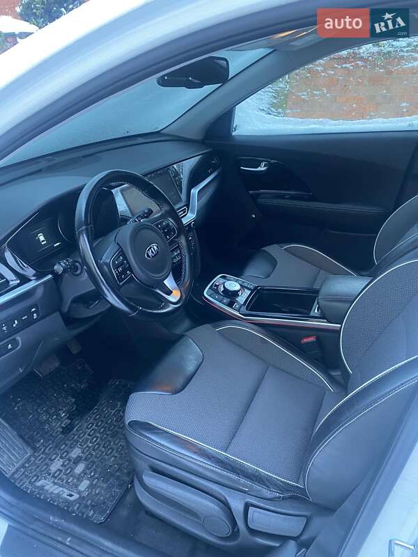 Внедорожник / Кроссовер Kia Niro 2020 в Киеве фото 5 Внедорожник / Кроссовер Kia Niro 2020 в Киеве