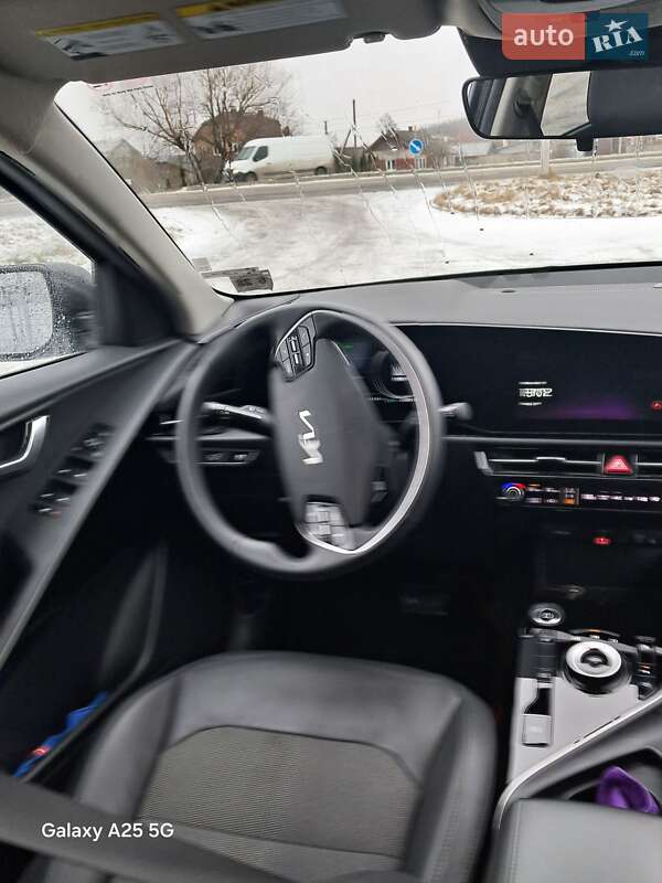 Позашляховик / Кросовер Kia Niro 2023 в Львові